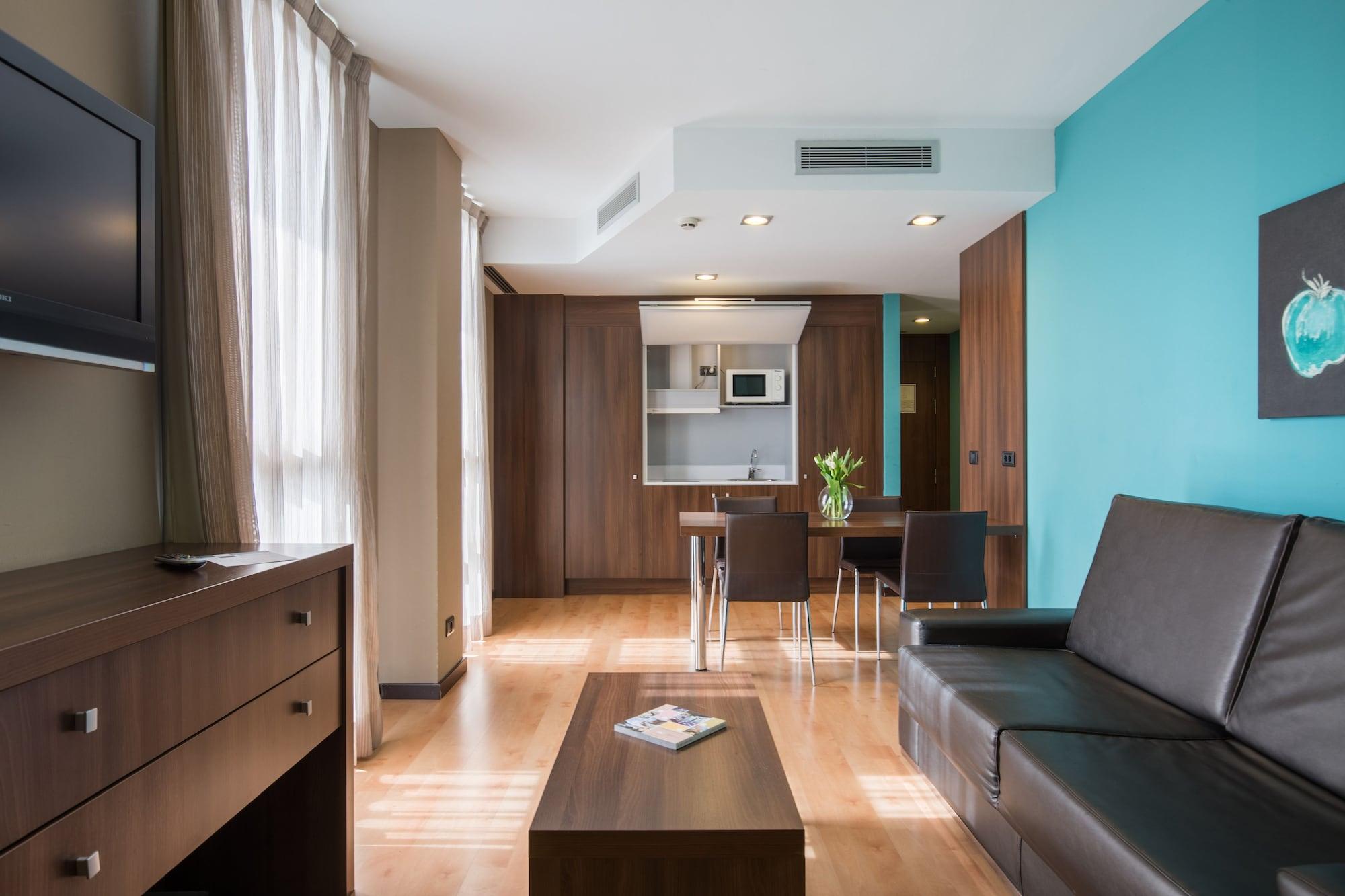 Eurostars Rey Fernando Hotel Zaragoza Bagian luar foto