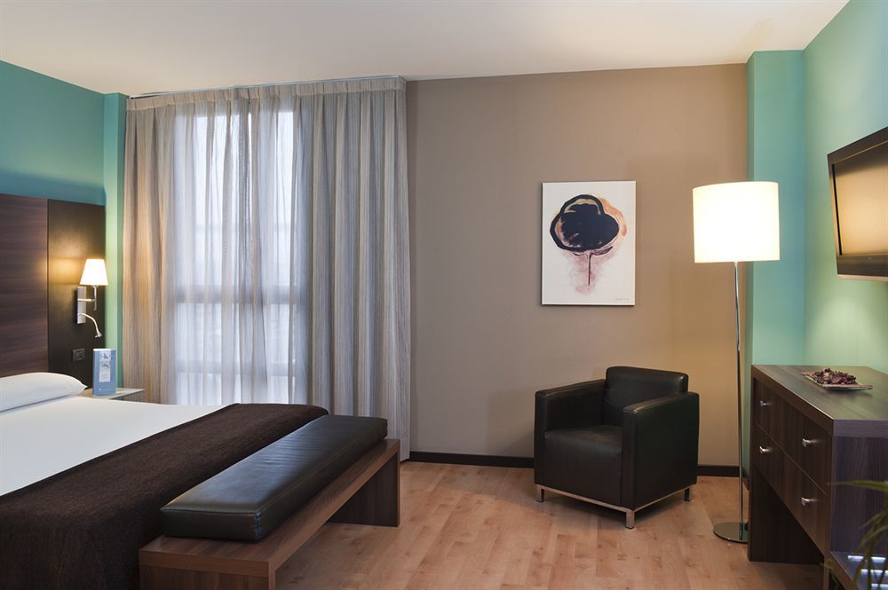 Eurostars Rey Fernando Hotel Zaragoza Bagian luar foto