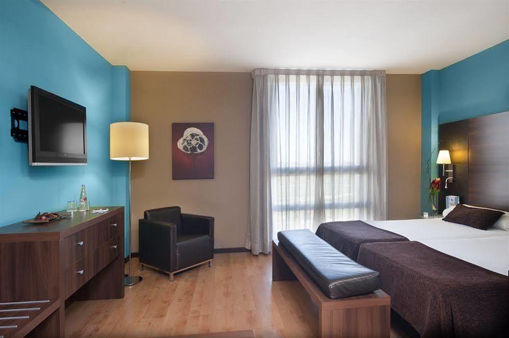 Eurostars Rey Fernando Hotel Zaragoza Bagian luar foto