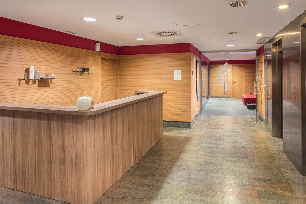 Eurostars Rey Fernando Hotel Zaragoza Bagian luar foto
